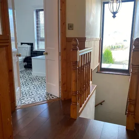 New Listing Faye's Place * Donegal Town