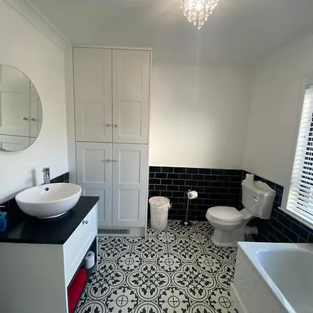 بيت للعطل New Listing Faye's Place Donegal Town