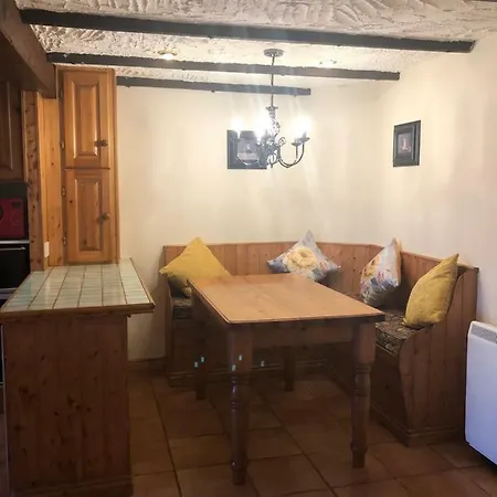 New Listing Faye's Place Σπίτι διακοπών *