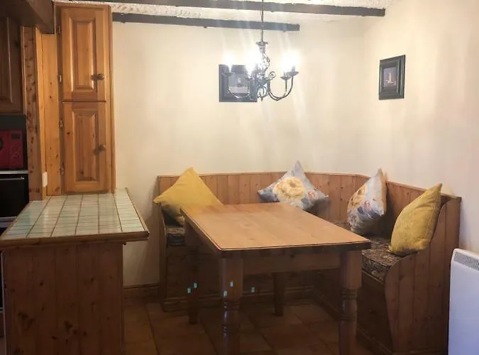 New Listing Faye's Place Дом отдыха *