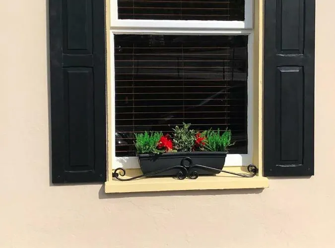 New Listing Faye's Place *